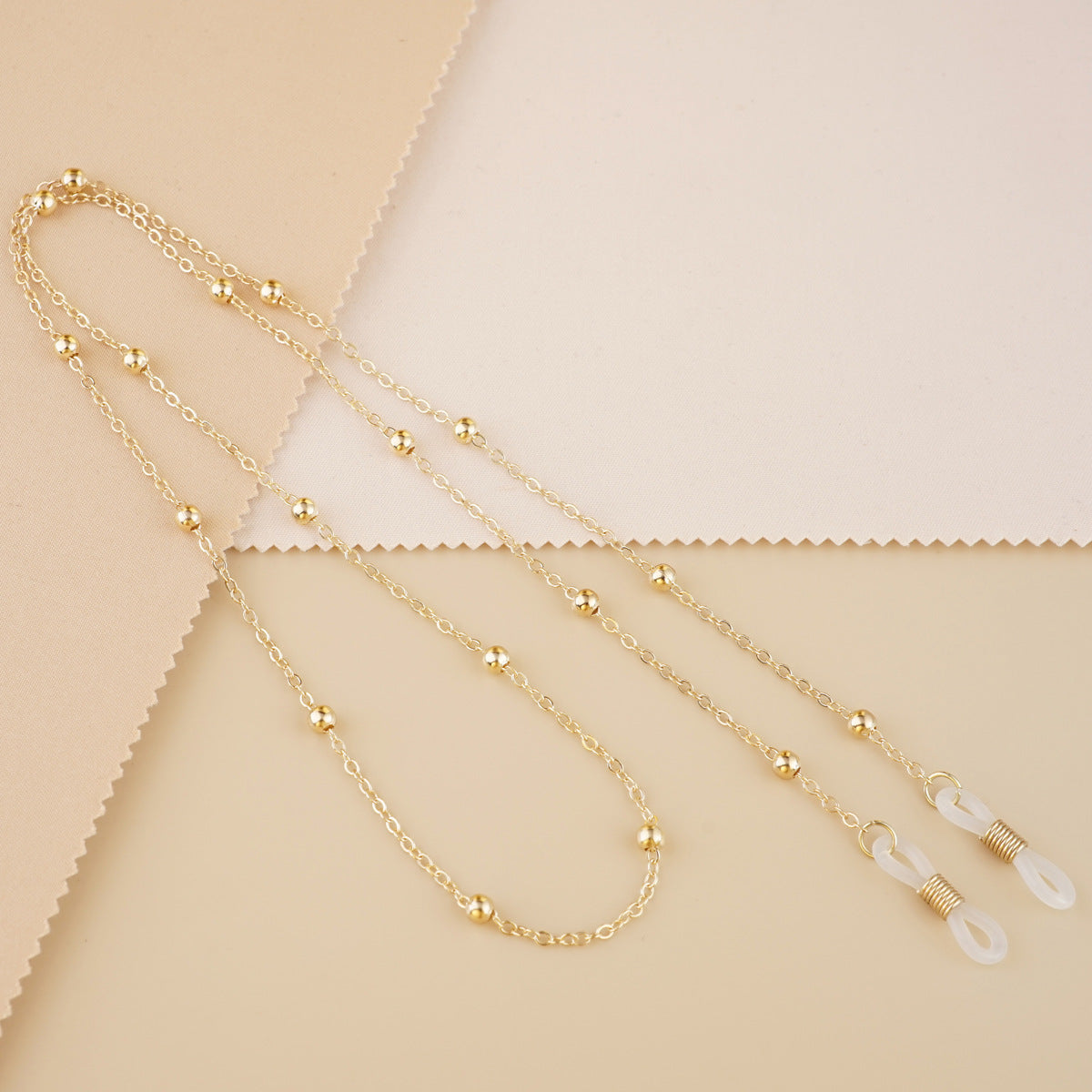 Beaded glasses hanging chain