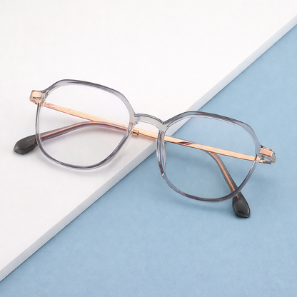 Oval shaped eyeglass frame
